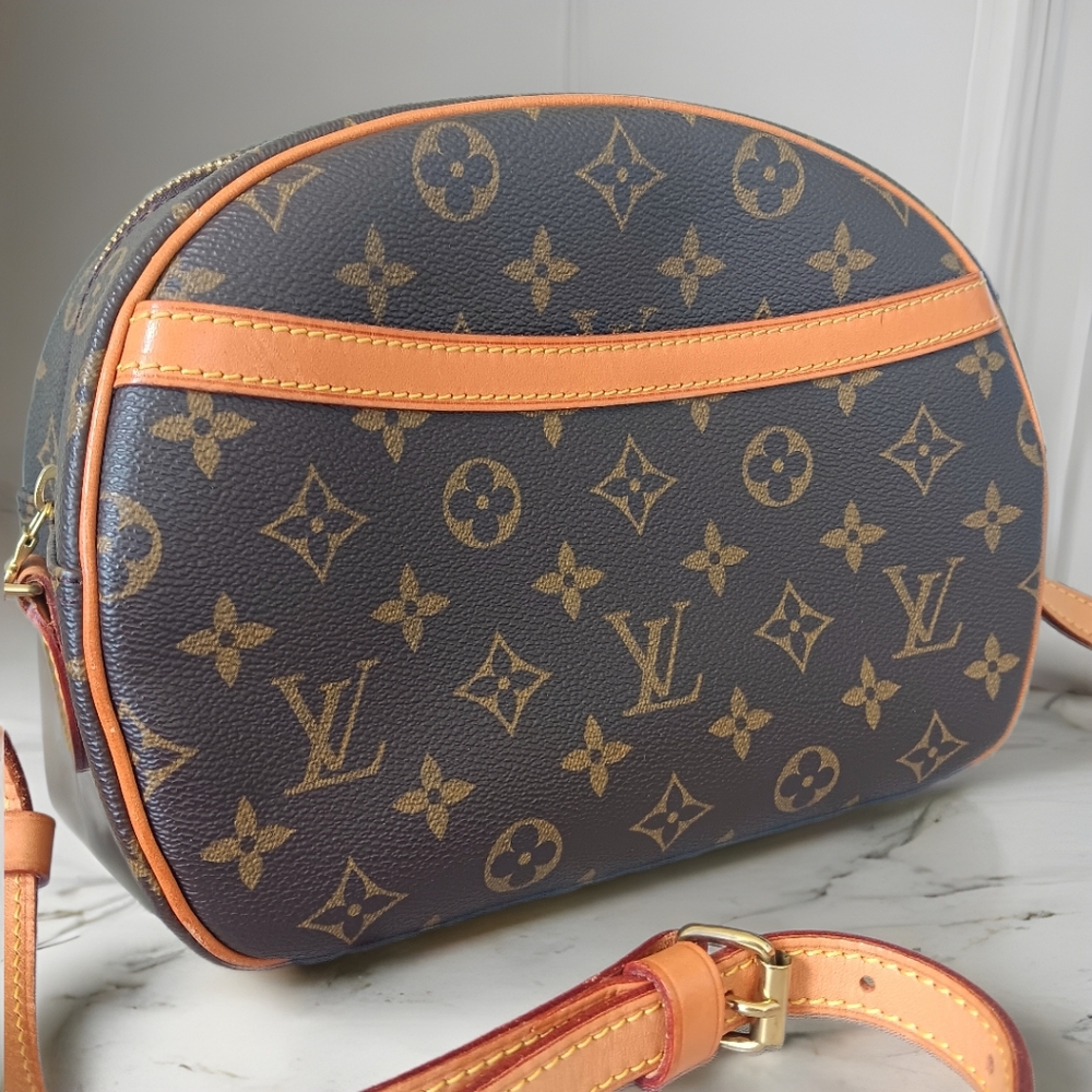 👑 LOUIS VUITTON Blois Crossbody Bag Monogram | Pristine Condition - Picture 5 of 17